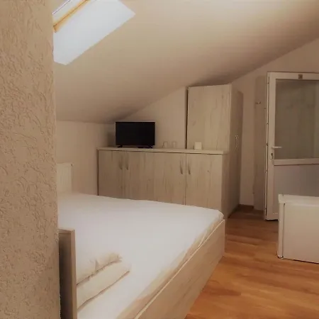 Konukevi Complex Turistic Casianna & 3*